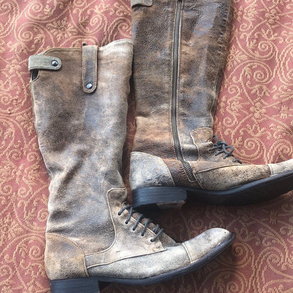 Brown leather boots 7.5 Borin and Crown